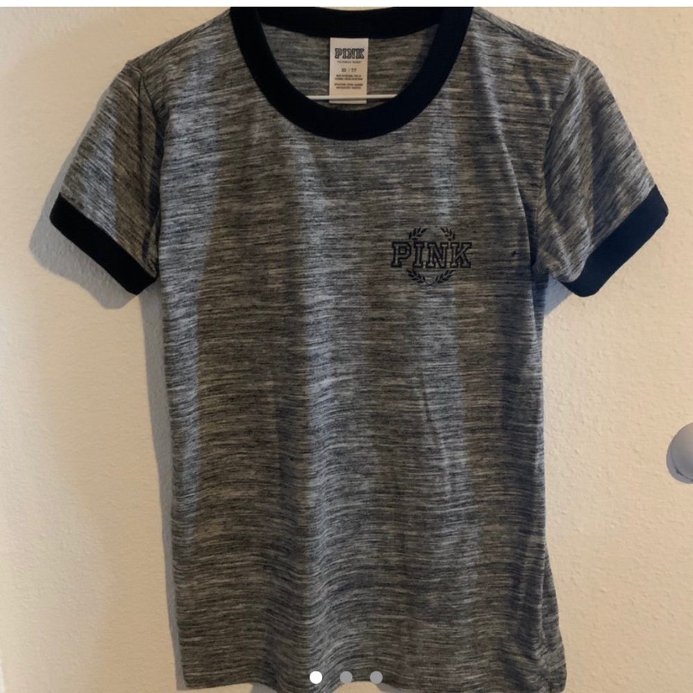Victoria’s Secret pink tee!